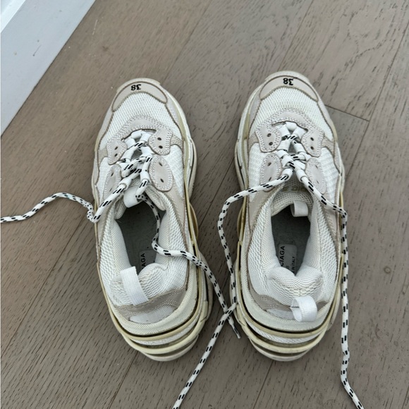 Balenciaga Triple S Leather Trainers White - Picture 4 of 9